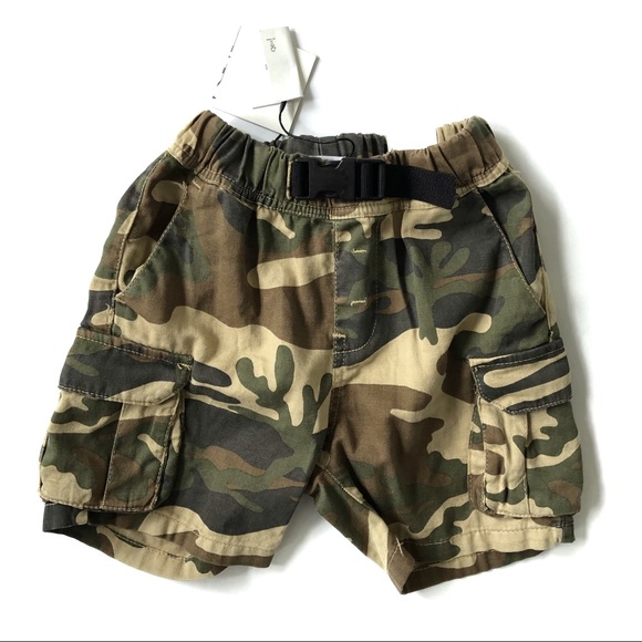 Zara Other - Zara Camo Cargo Shorts